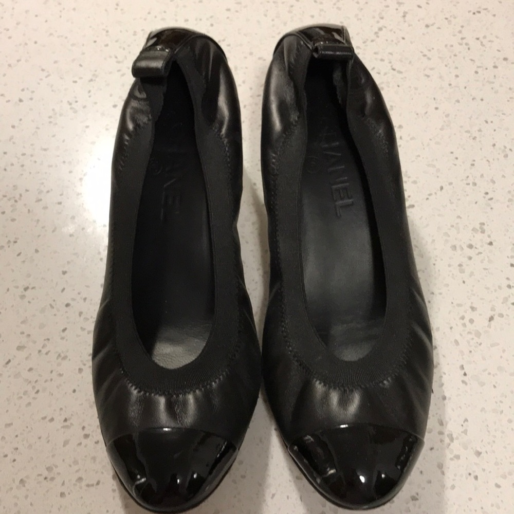 Chanel Elastic Pumps